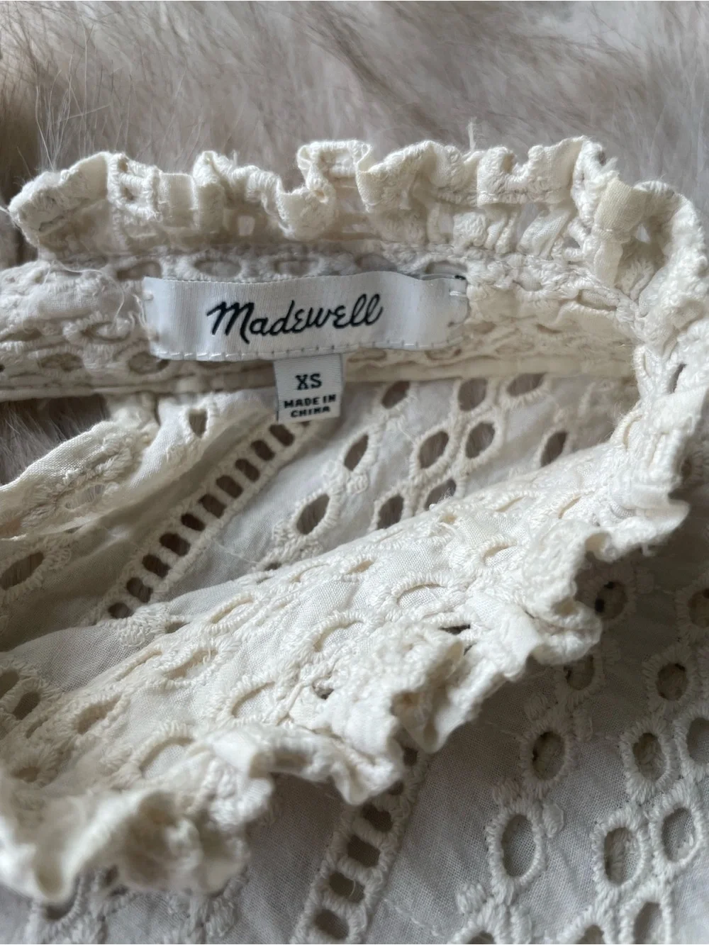 Madewell Eyelet Mockneck Ruffle Top in Cloud Lining